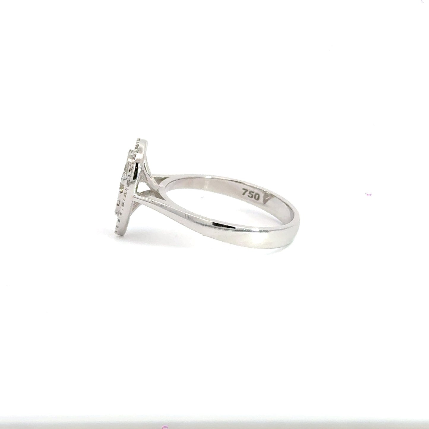 18CT White Gold Diamond Teardrop Ring Aces Jewellers