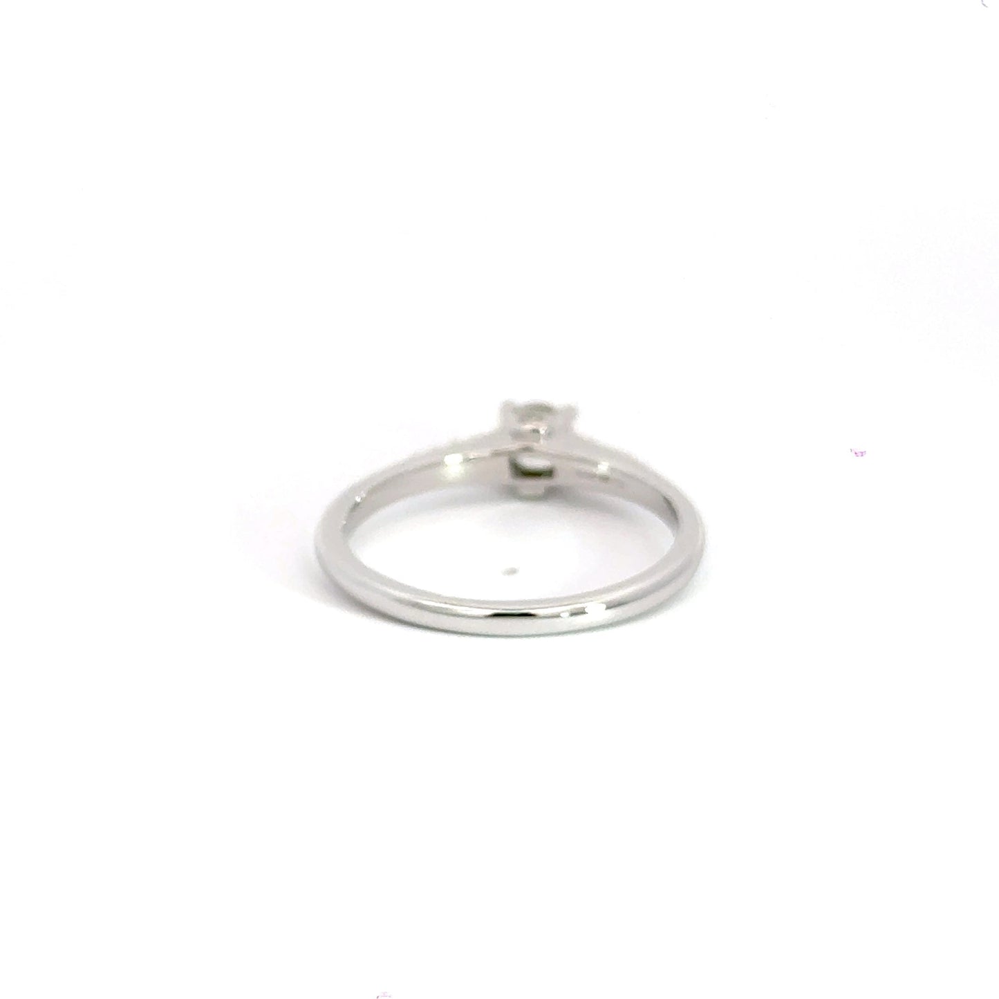 18CT White Gold Diamond Solitaire Aces Jewellers