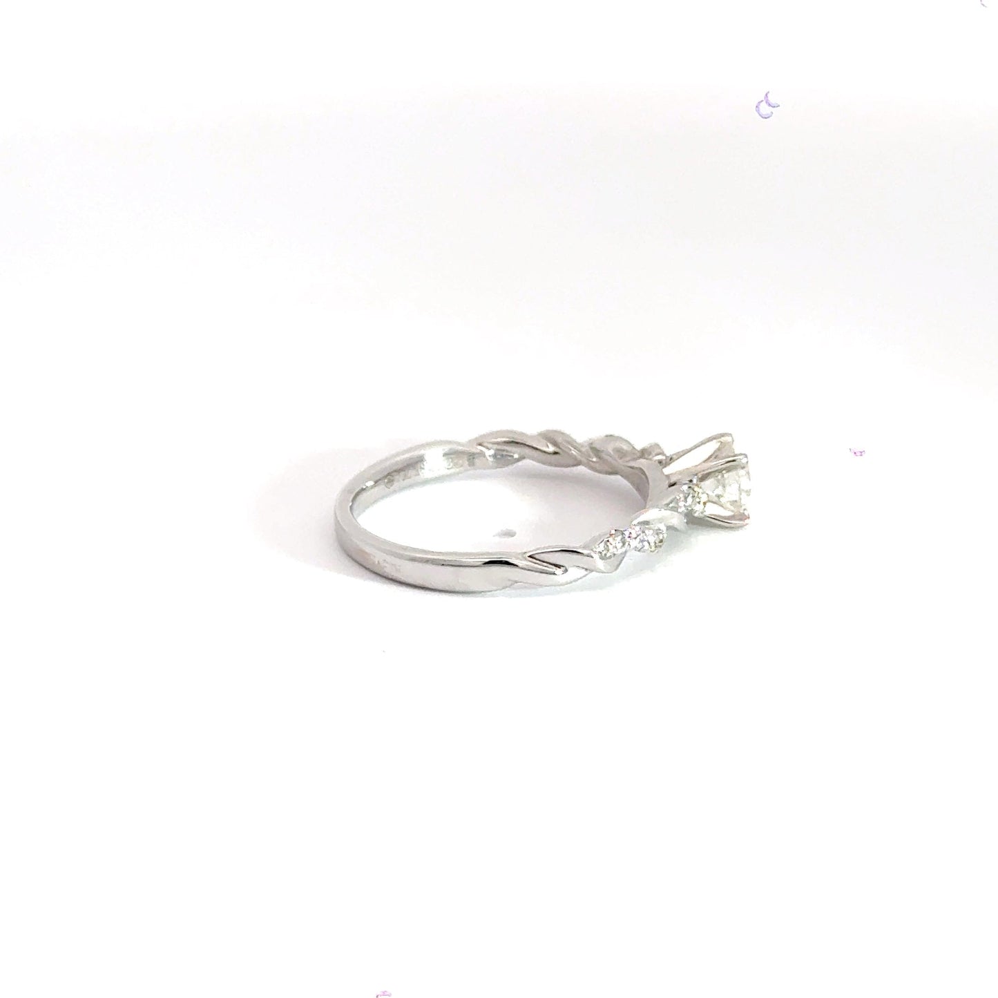 18CTW/G SOL 0.40CT CENTRE DIA 0.50CT TOTAL G/SI2 Aces Jewellers