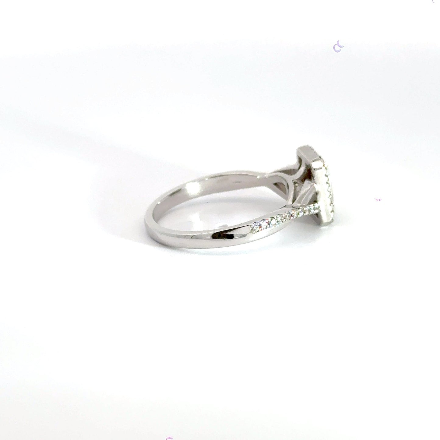 18CT White Gold Baguette Centre Halo Diamond Ring Aces Jewellers