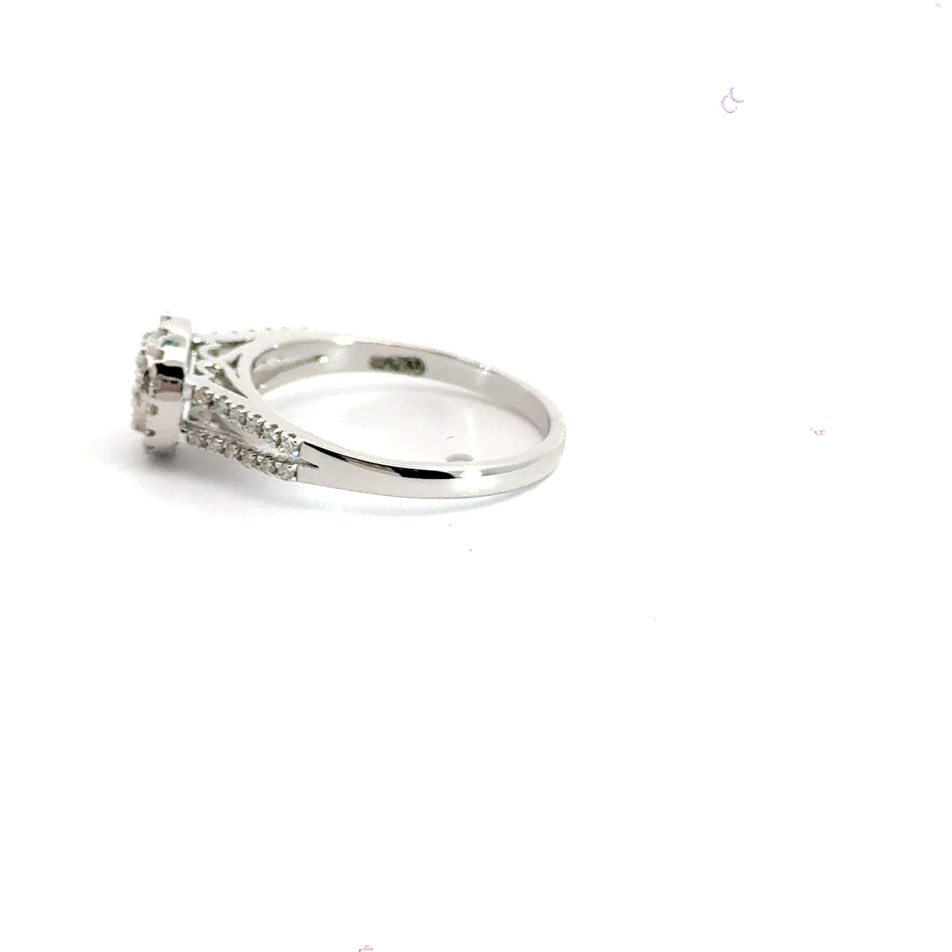 18CT White Gold Halo Diamond Ring Aces Jewellers