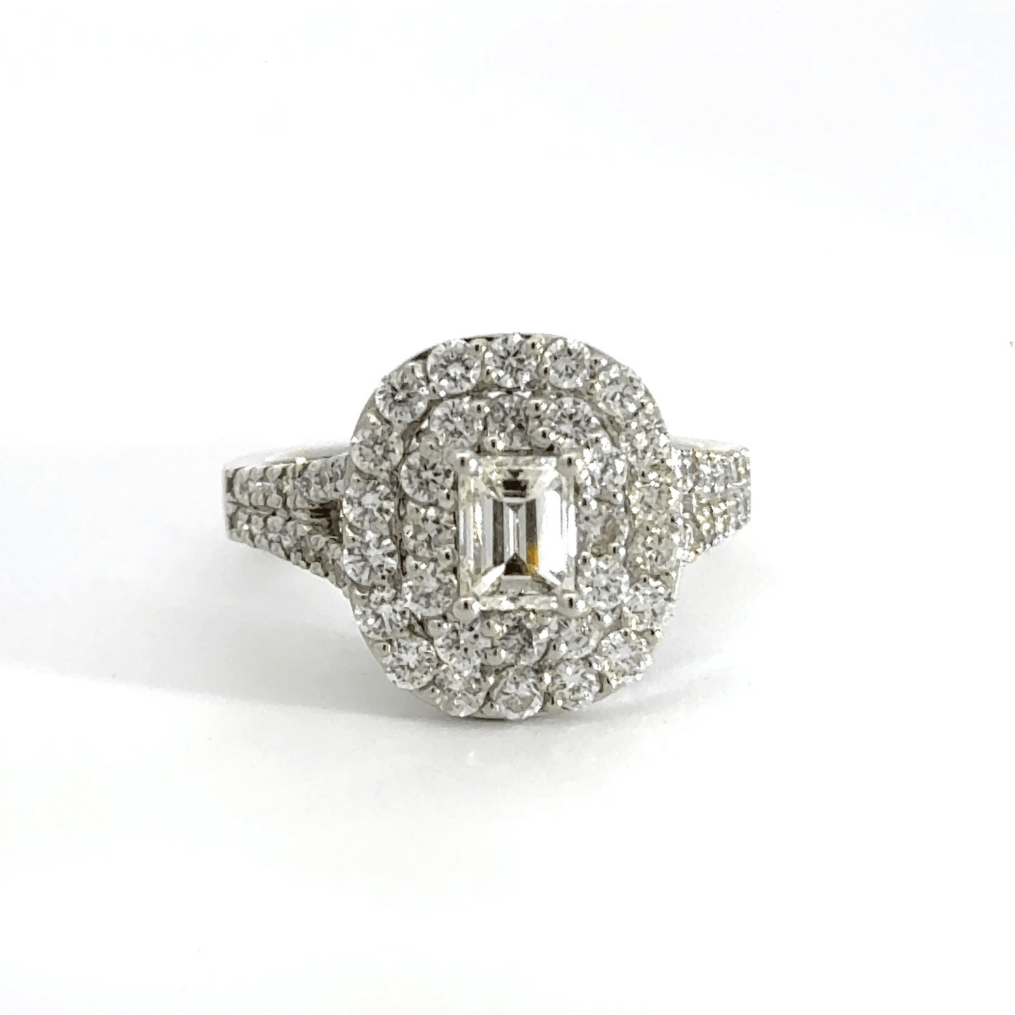 18CT White Gold Diamond Halo Ring Aces Jewellers