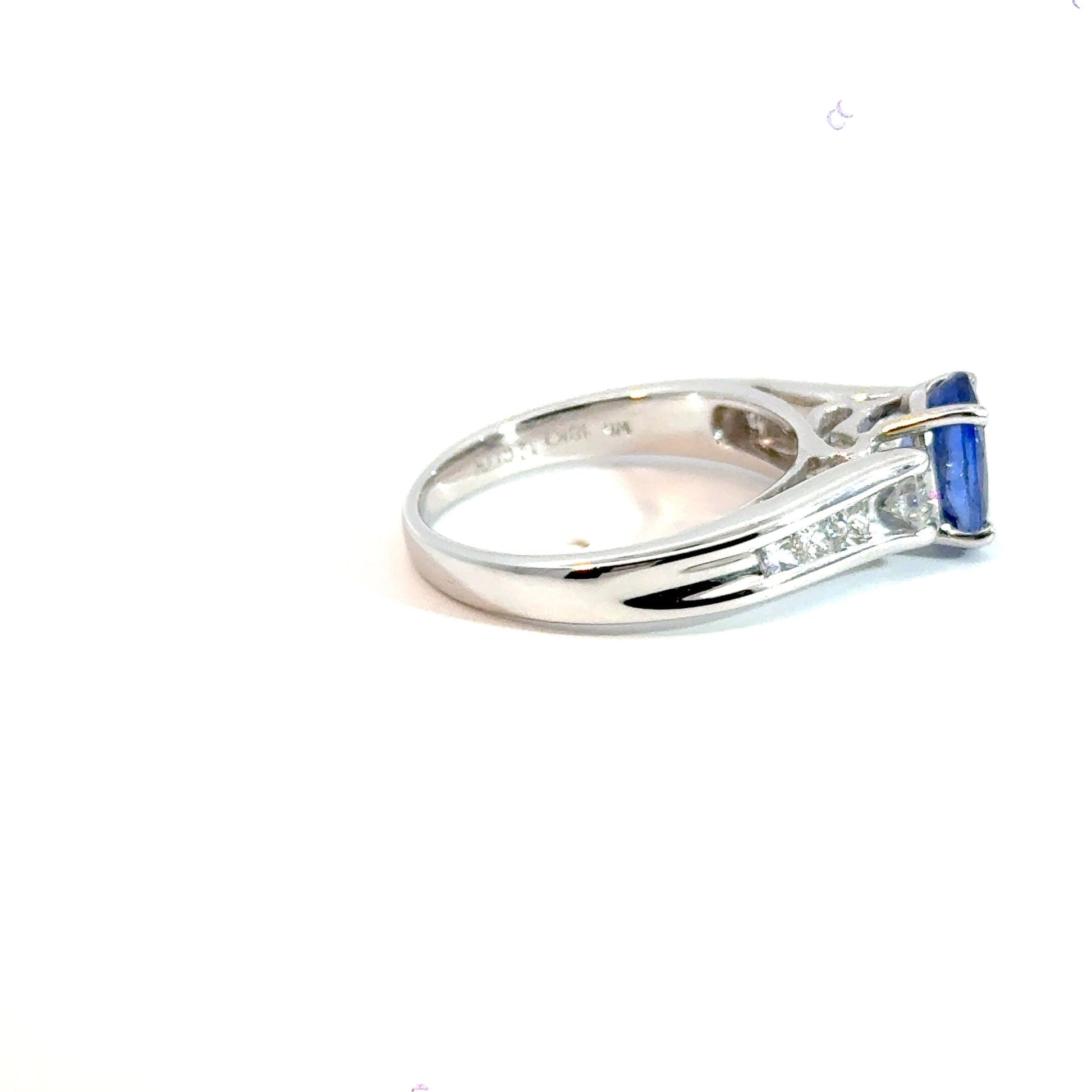 18CT White Gold Diamond & Tanzanite Ring Aces Jewellers
