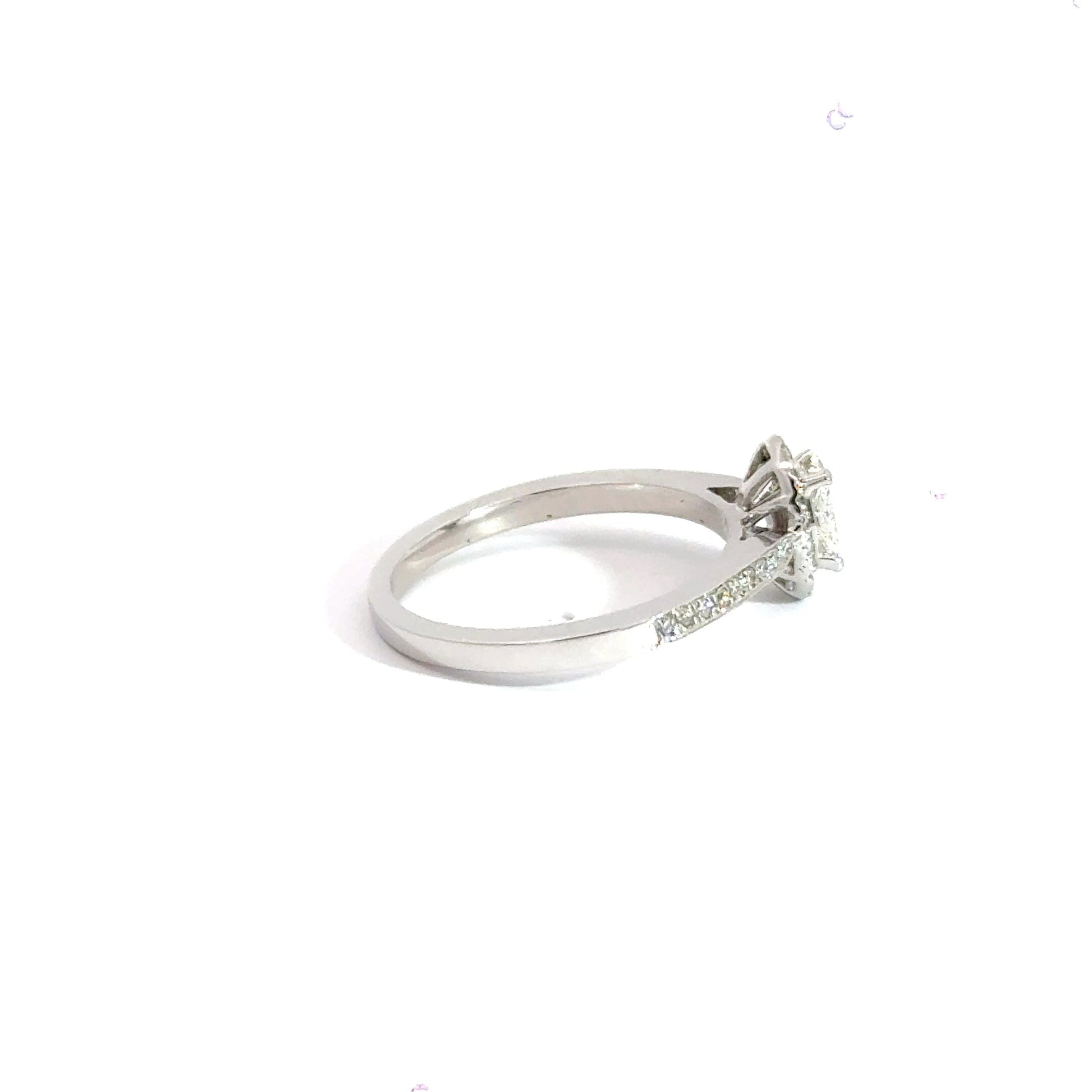 18CT White Gold Halo Diamond Ring Aces Jewellers