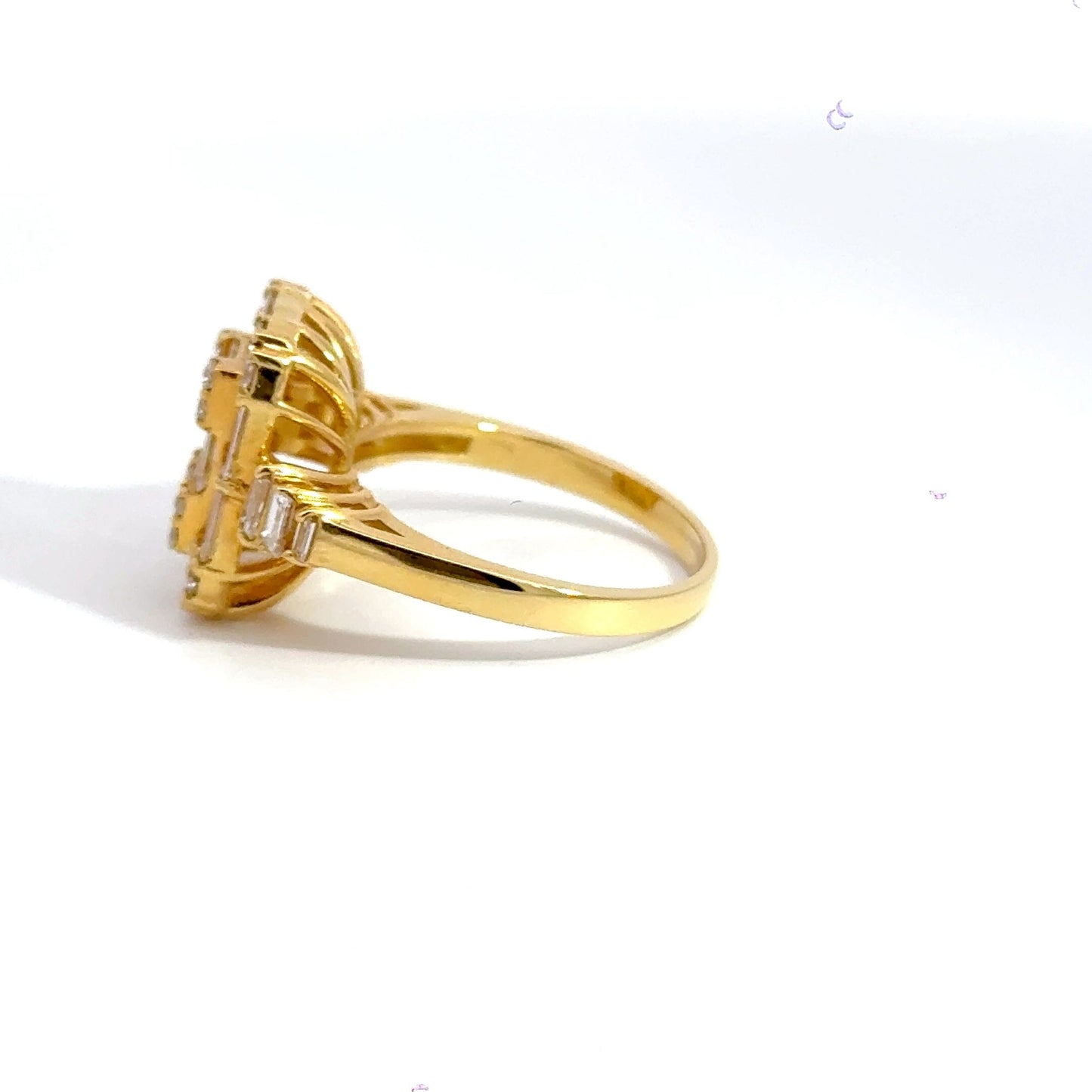 18CT Yellow Gold Cluster Ring Baguette & Round Cut Diamonds Aces Jewellers