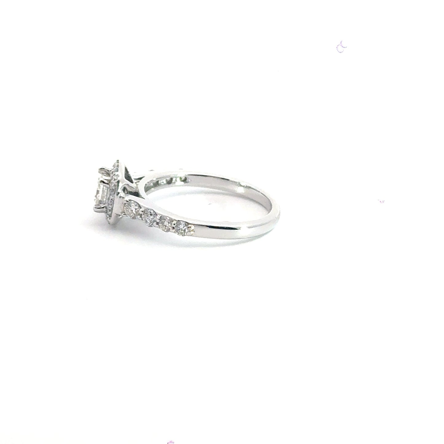 18CT White Gold Diamond Halo Ring Aces Jewellers