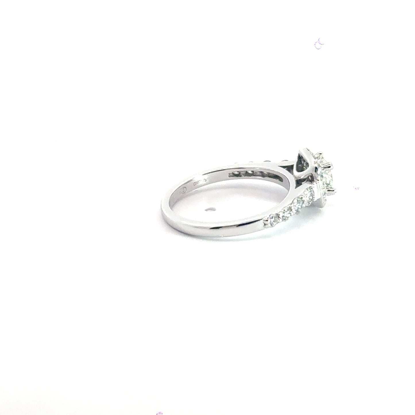 18CT White Gold Diamond Halo Ring Aces Jewellers