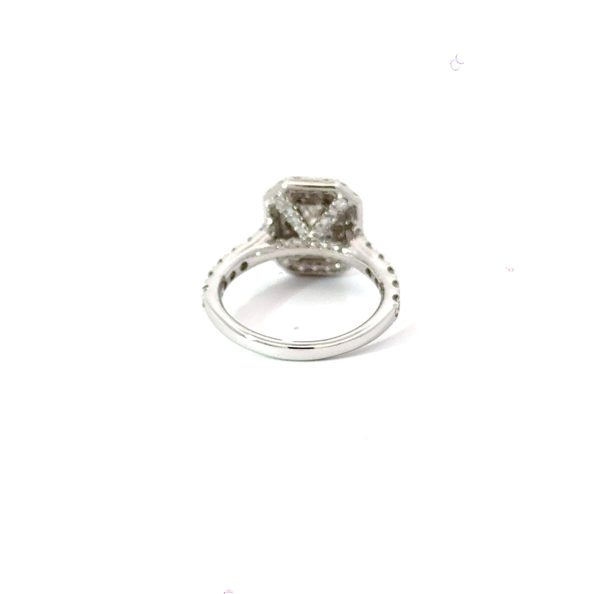 18CT White Gold Halo Diamond Ring Aces Jewellers