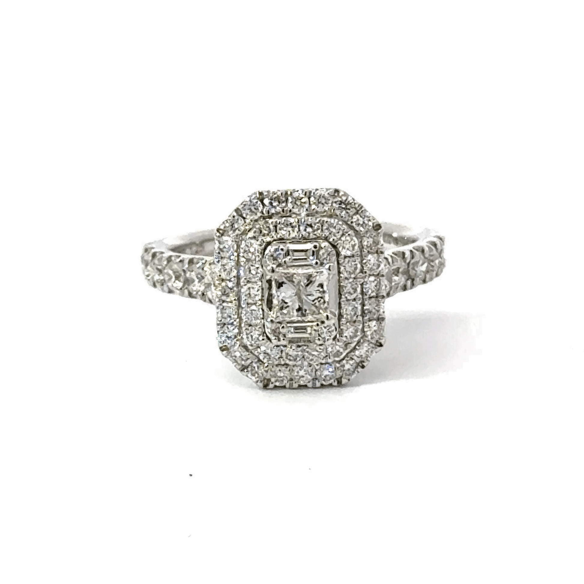 18CT White Gold Halo Diamond Ring Aces Jewellers
