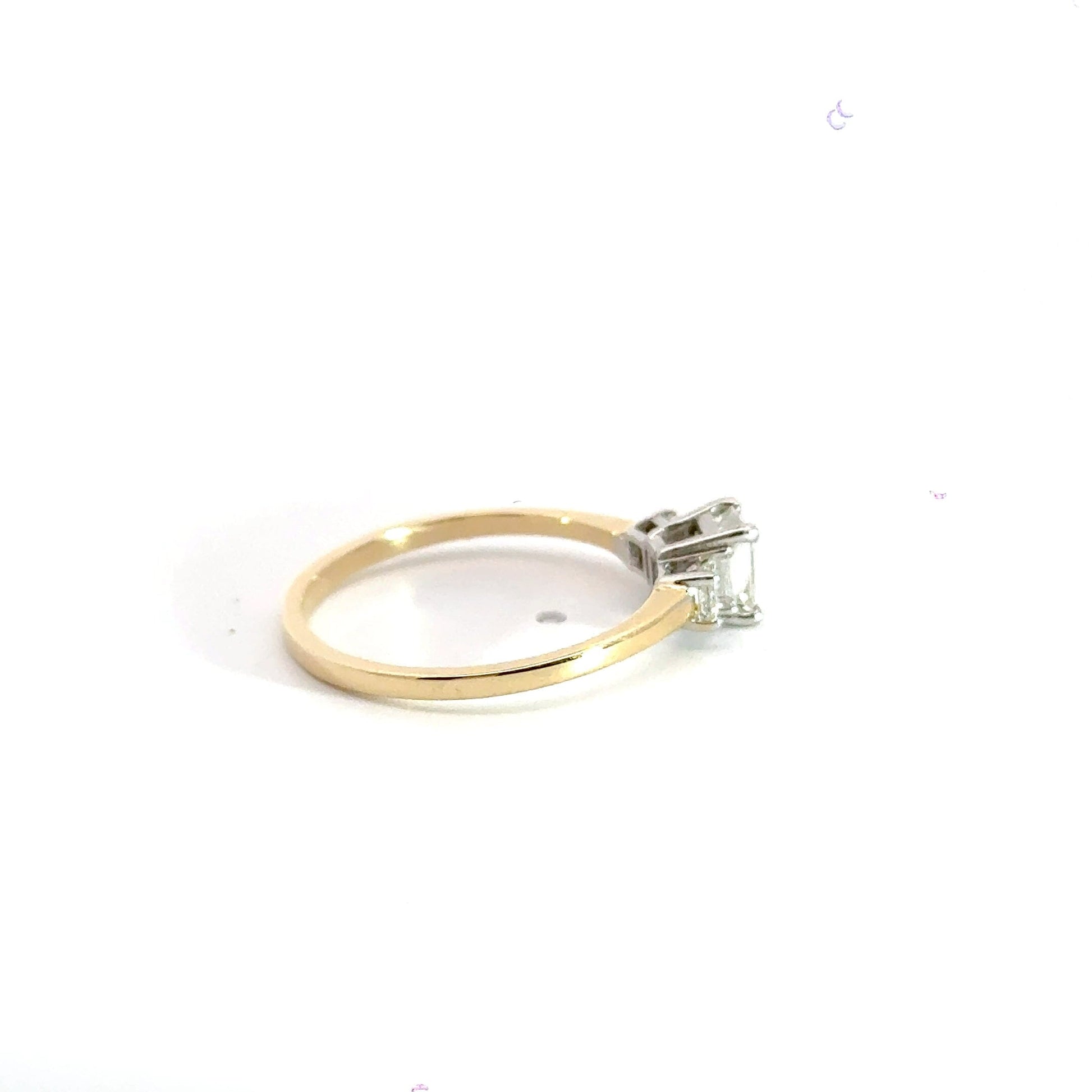 18CT Gold Trilogy Diamond Ring Aces Jewellers