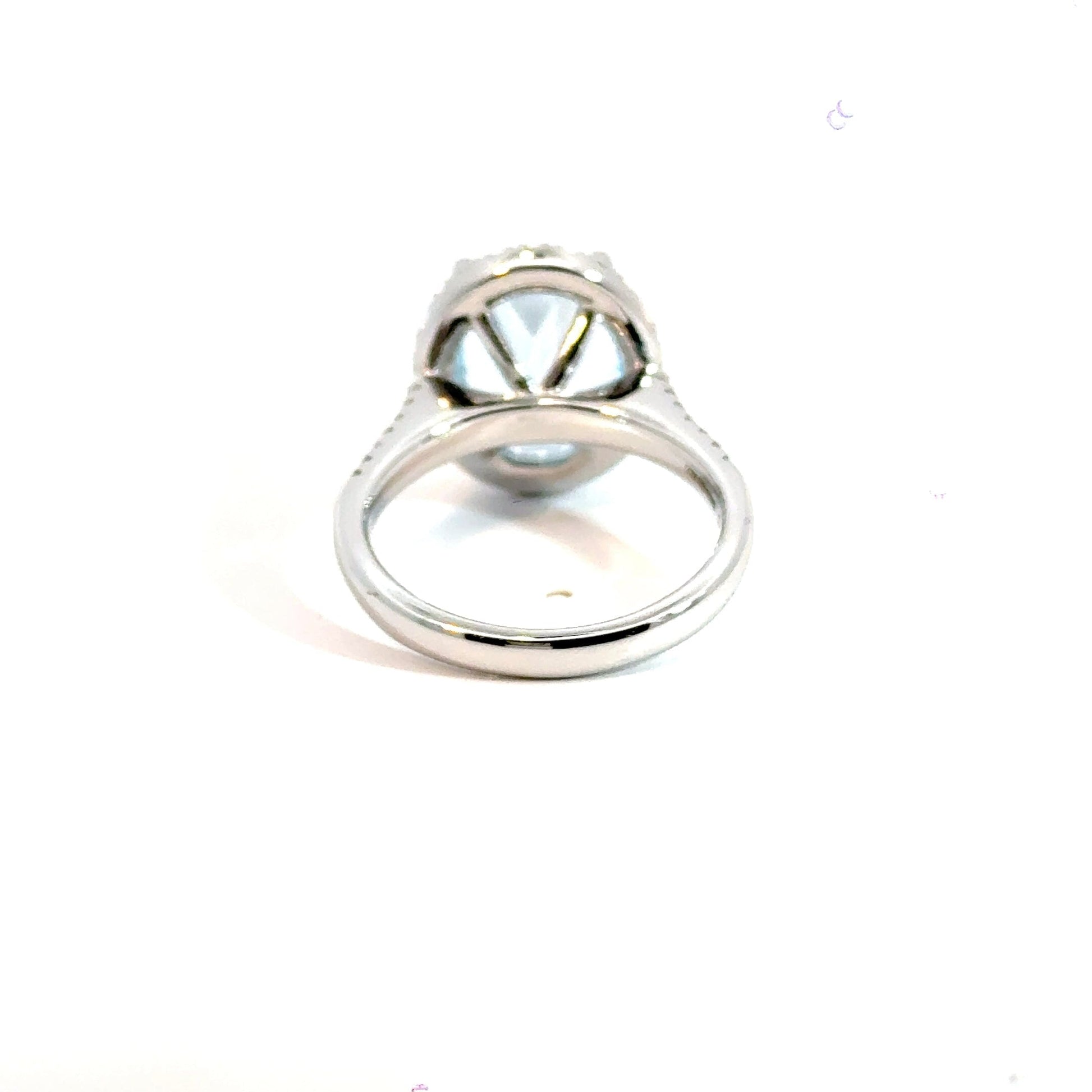 9CT White Gold Diamond & Topaz Ring Aces Jewellers