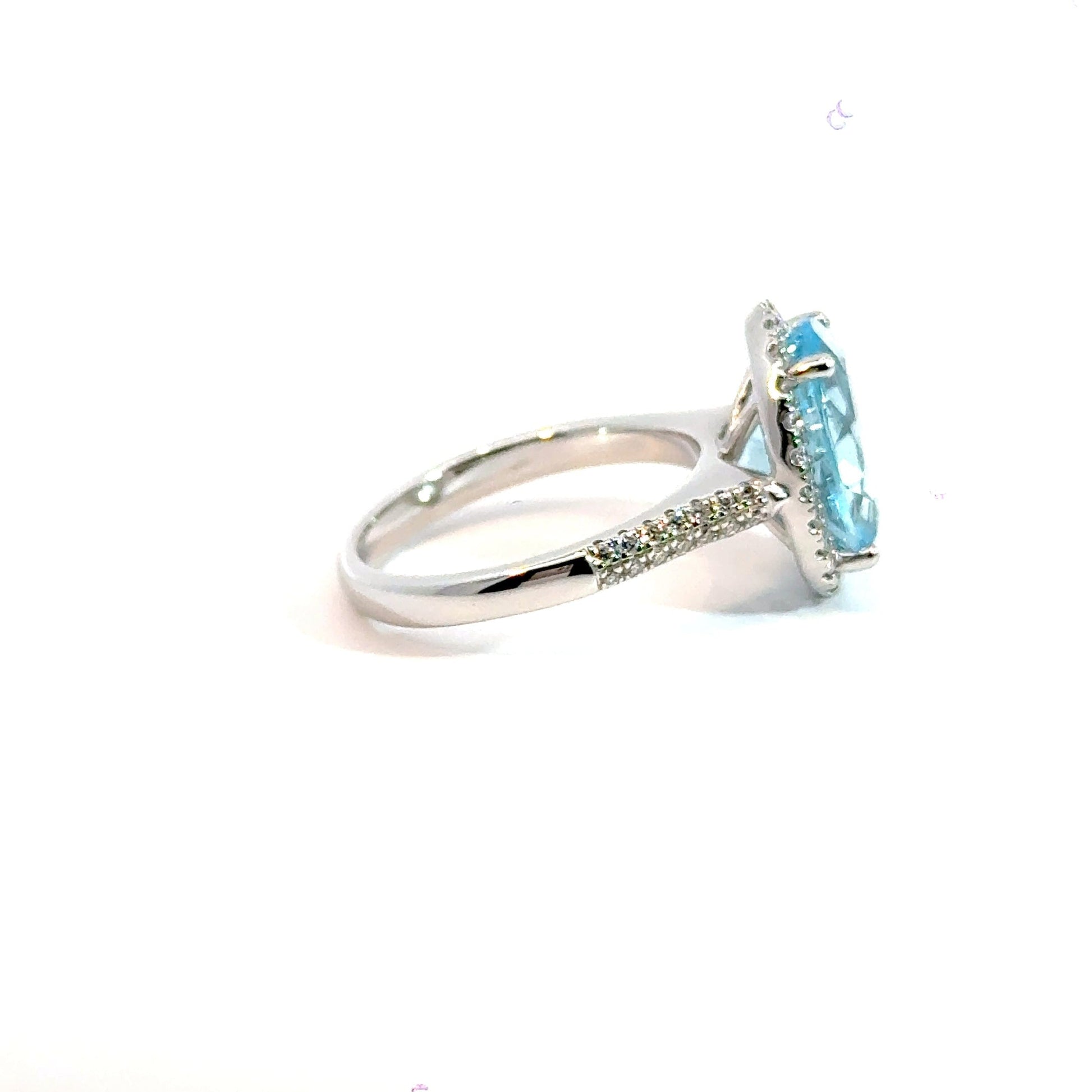 9CT White Gold Diamond & Topaz Ring Aces Jewellers