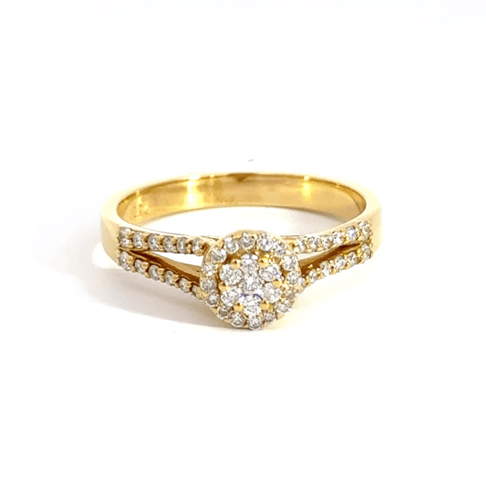 18CT Gold Halo Diamond Ring Aces Jewellers