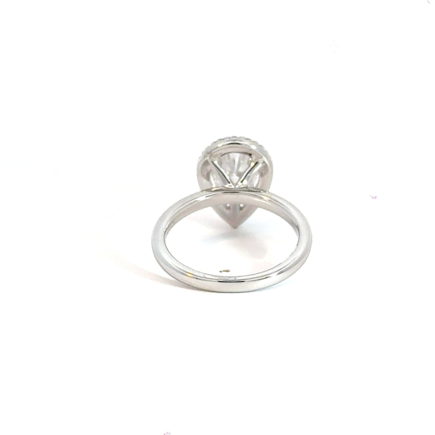 18CT White Gold Teardrop 2.00CT Lab Diamond Ring Aces Jewellers