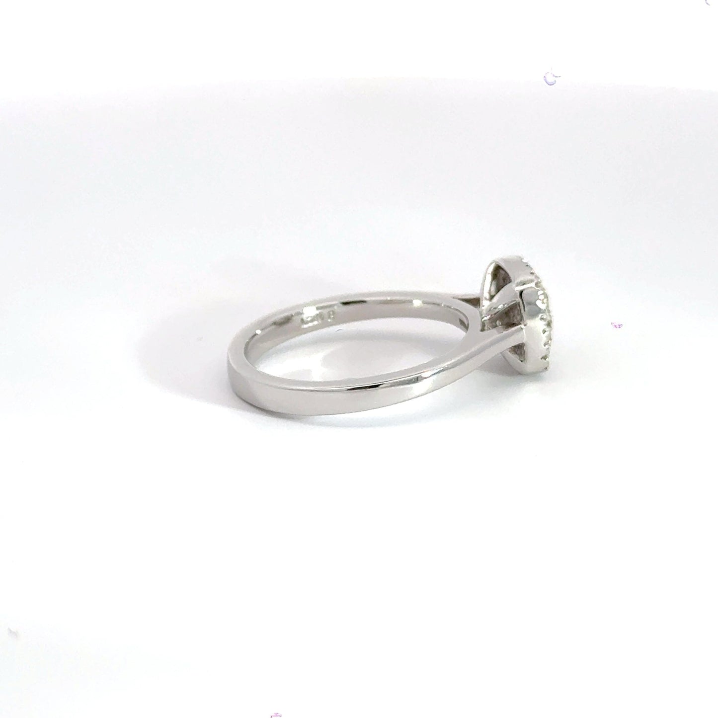 18CT White Gold Halo Diamond Ring Aces Jewellers