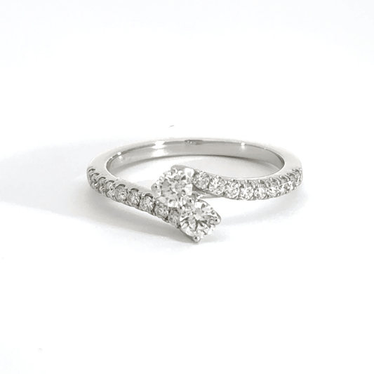 18CT White Gold Twist Diamond Ring Aces Jewellers