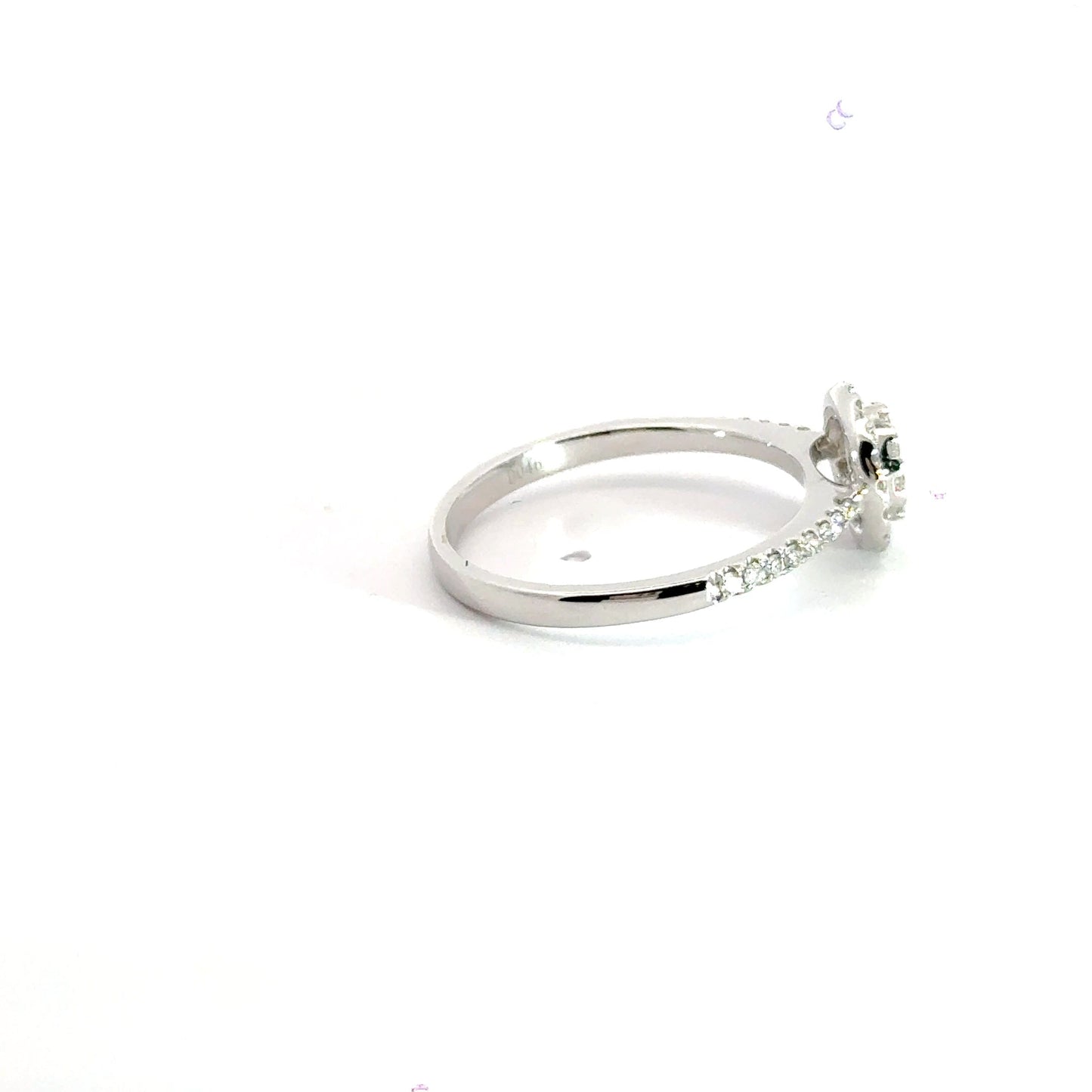 18CT White Gold Halo Cluster Diamond Ring Aces Jewellers