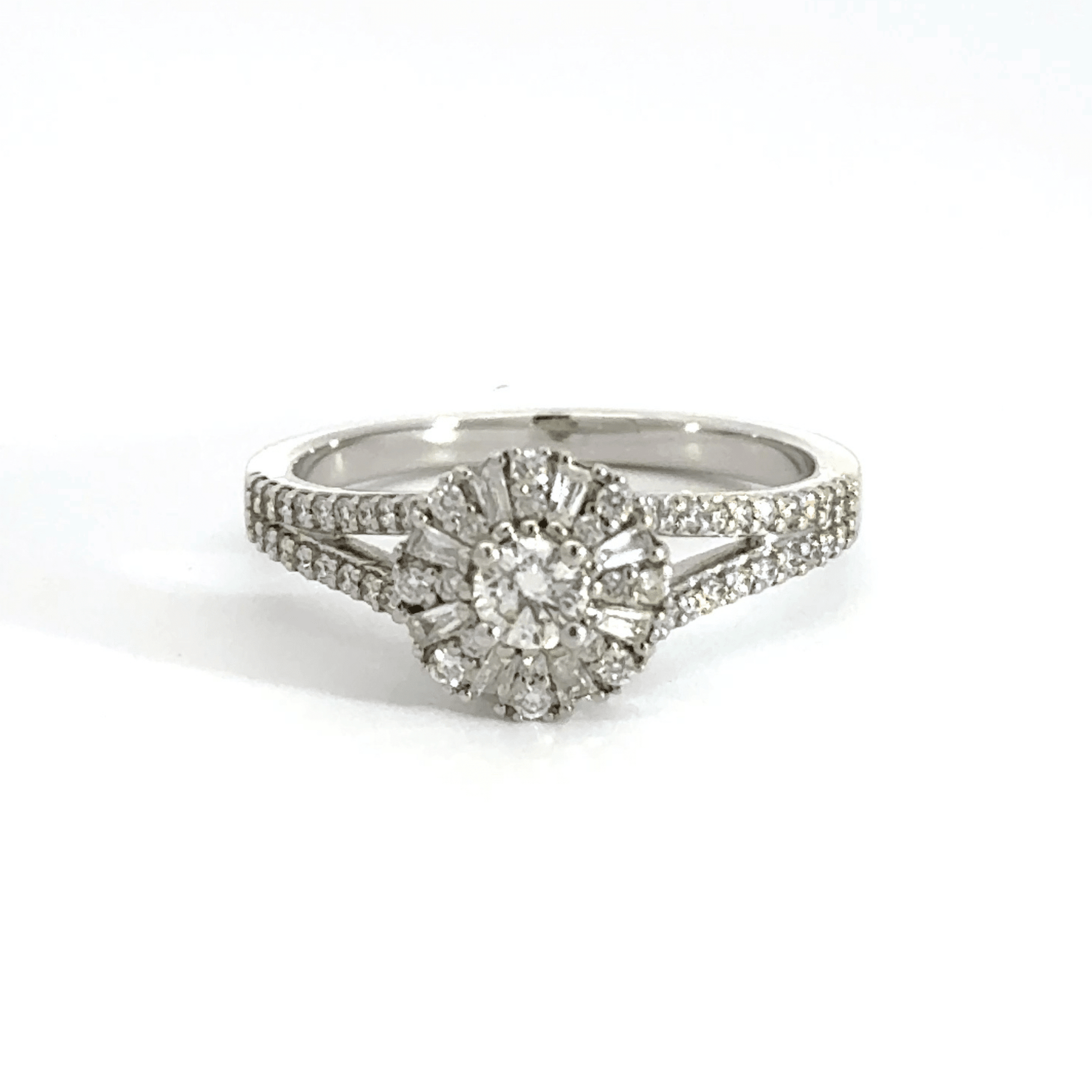 9CT White Gold Halo Diamond Ring Aces Jewellers