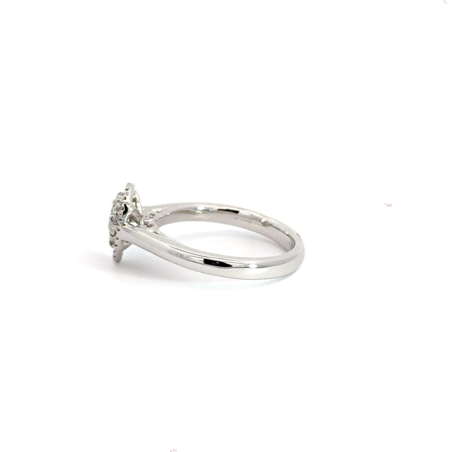 18CT White Gold Teardrop Diamond Ring Aces Jewellers