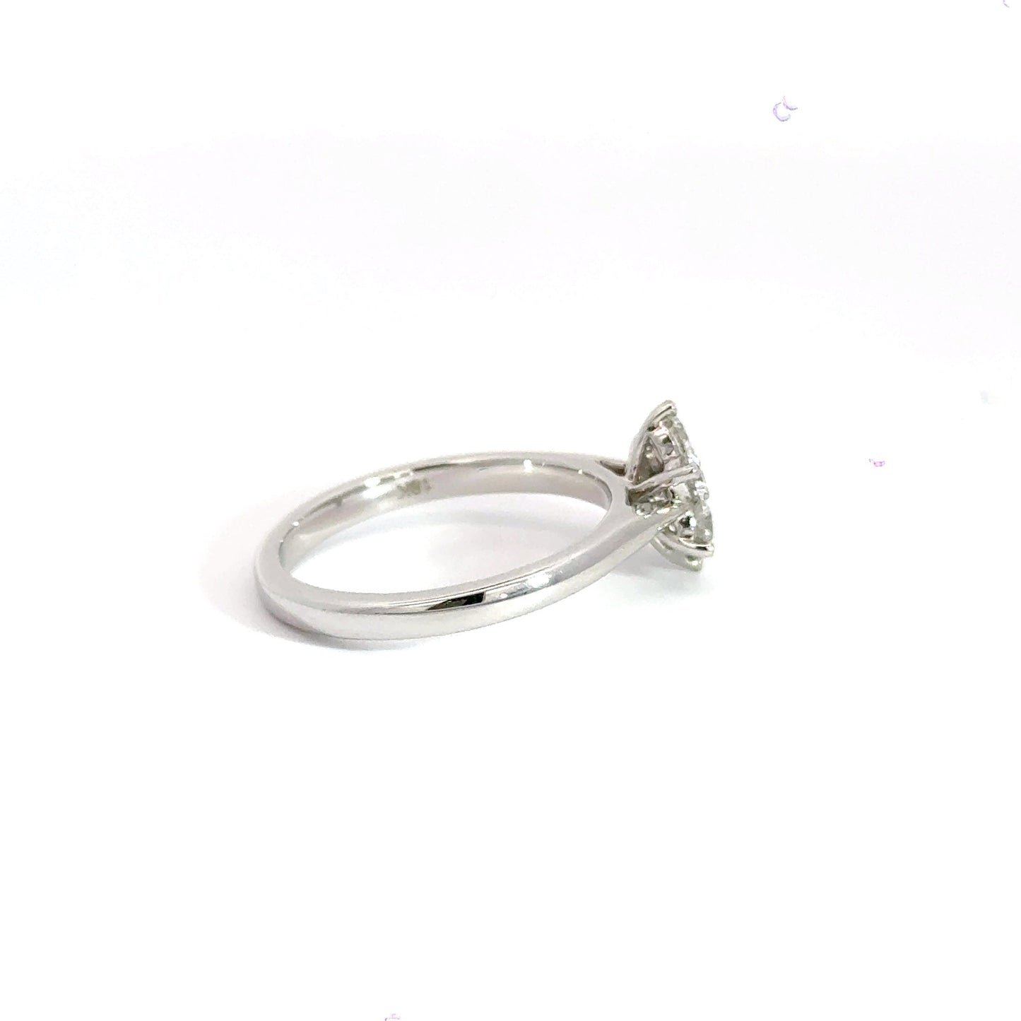 18CT White Gold Diamond Daisy Ring Aces Jewellers