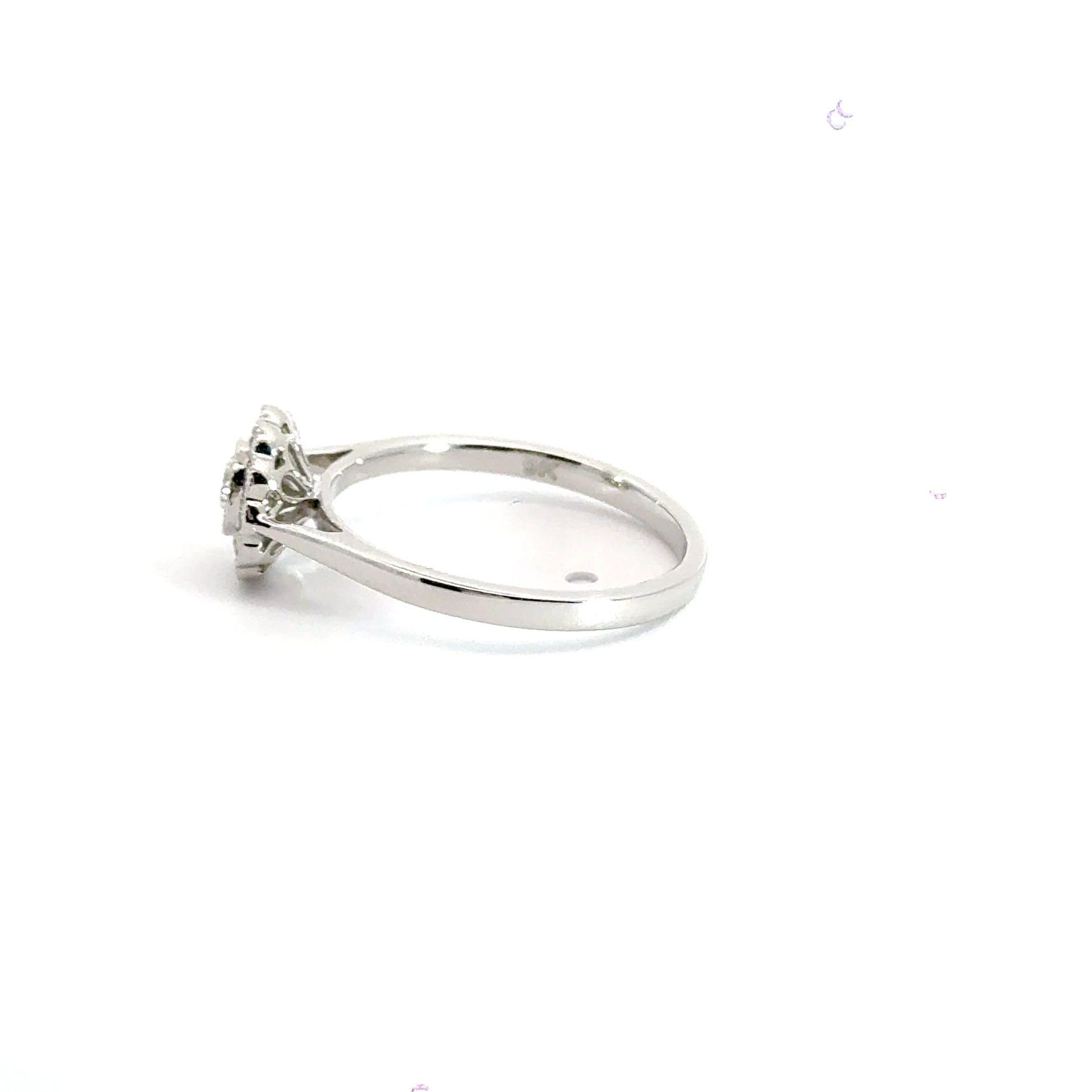 9CT Cluster Diamond Ring Aces Jewellers