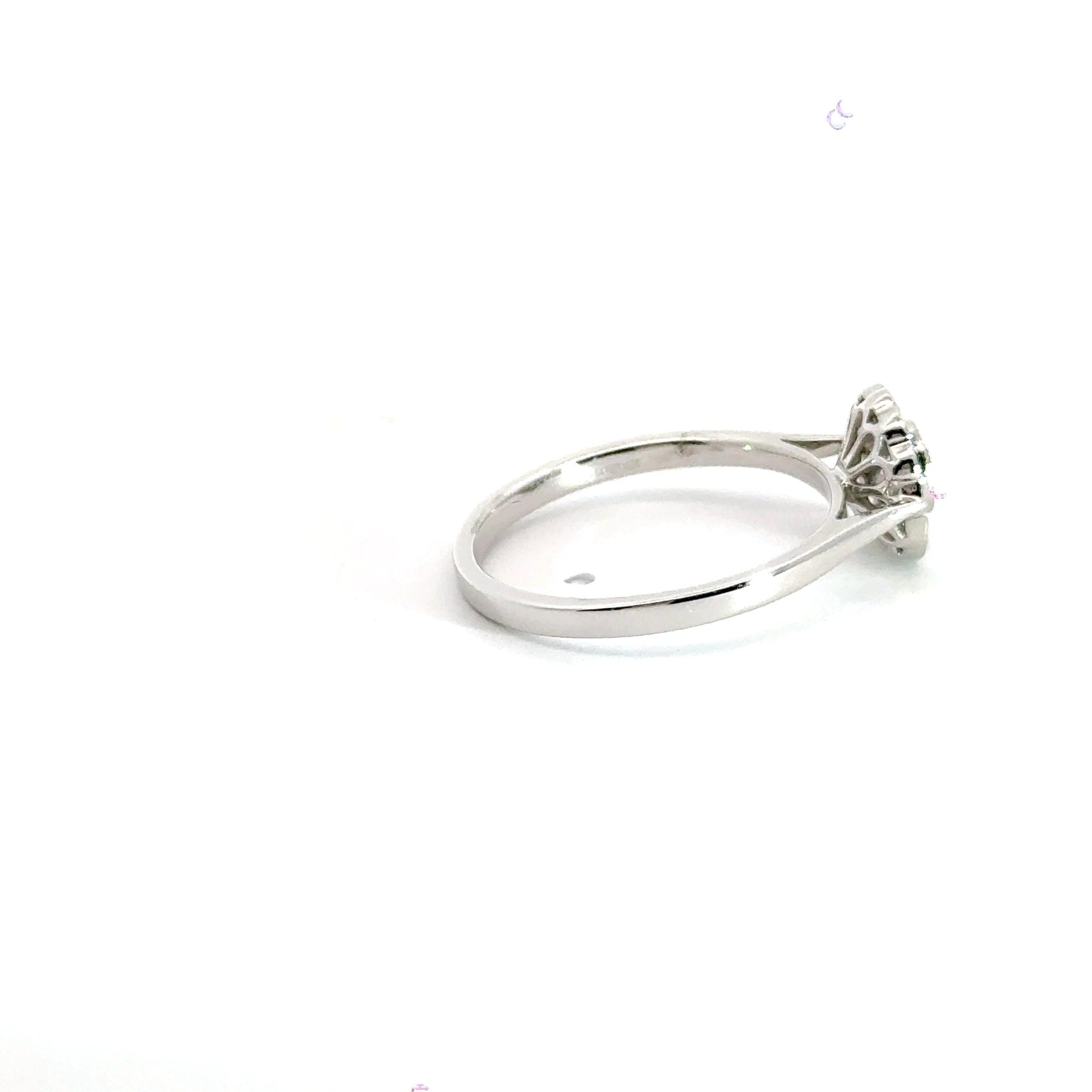 9CT Cluster Diamond Ring Aces Jewellers
