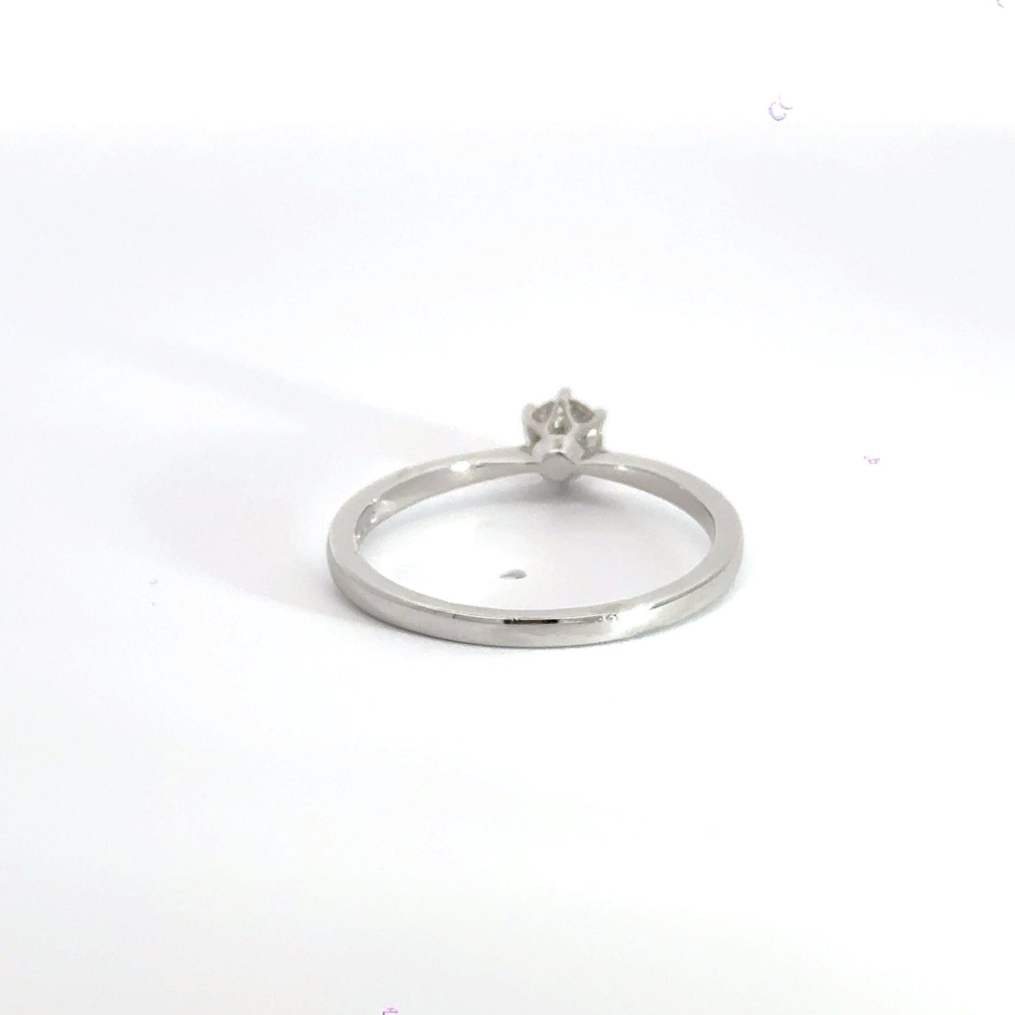 18CT White Gold Solitaire Diamond Ring Aces Jewellers