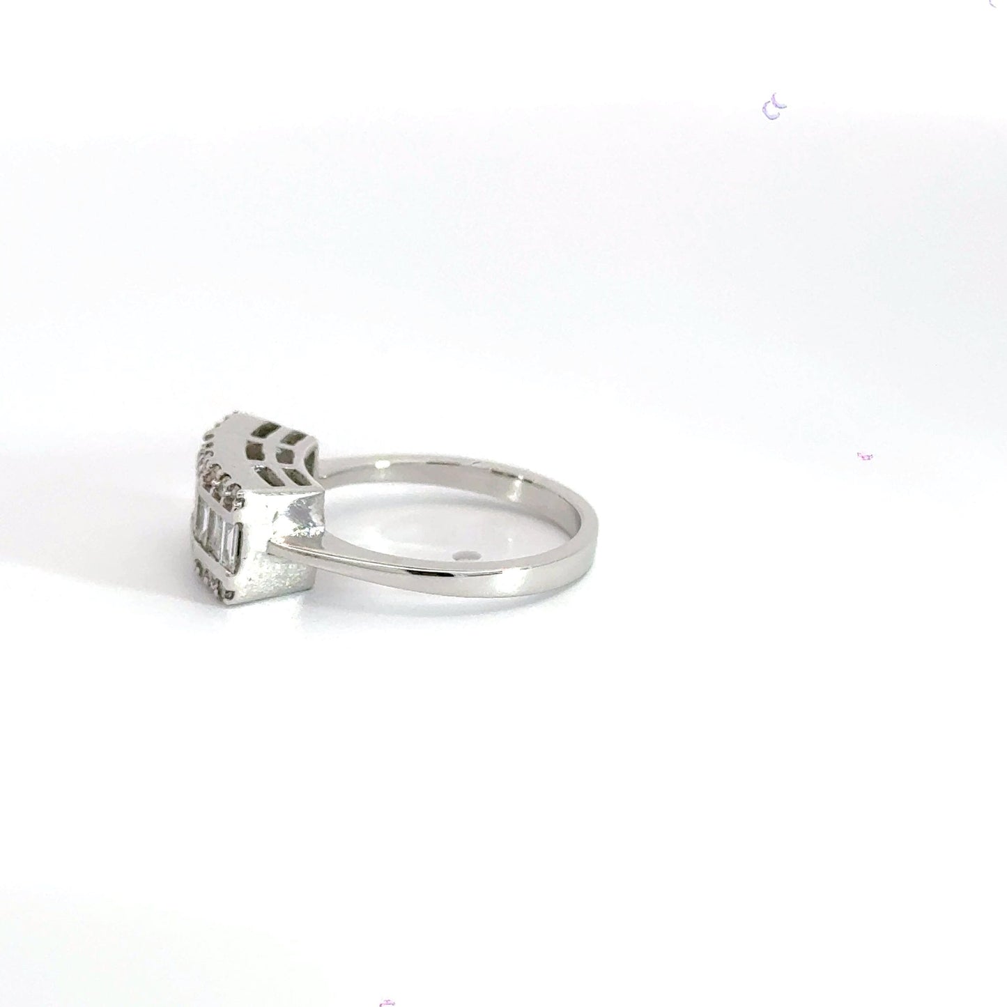 18CT White Gold Trilogy Diamond Ring Aces Jewellers
