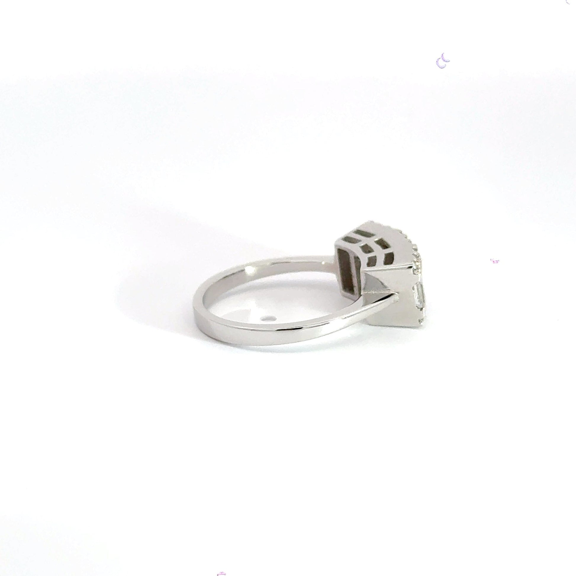 18CT White Gold Trilogy Diamond Ring Aces Jewellers