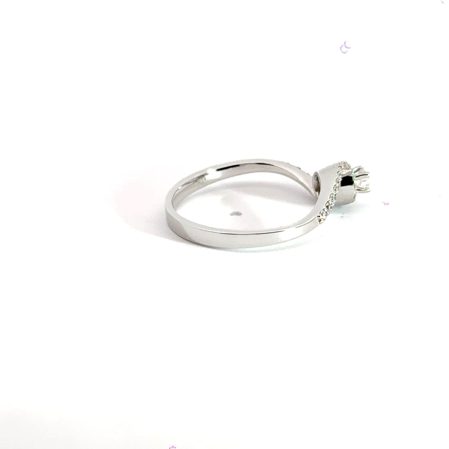 18CT White Gold Twist Halo Diamond Ring Aces Jewellers