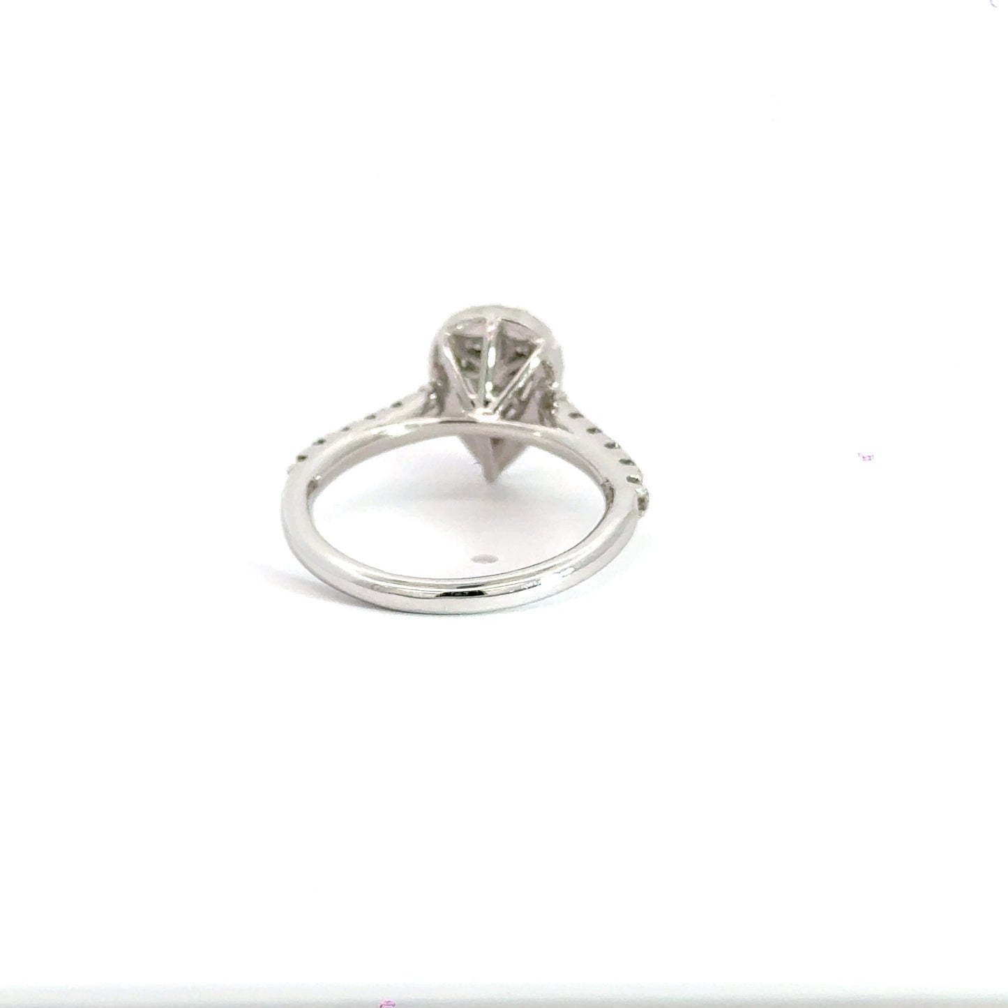 18CT White Gold Teardrop Diamond Ring Aces Jewellers