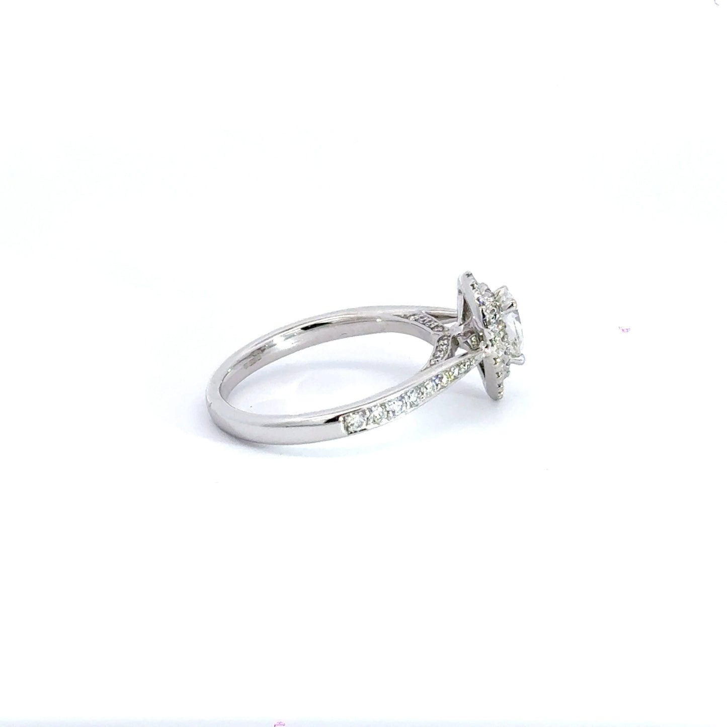 18CT White Gold Teardrop Diamond Ring Aces Jewellers 