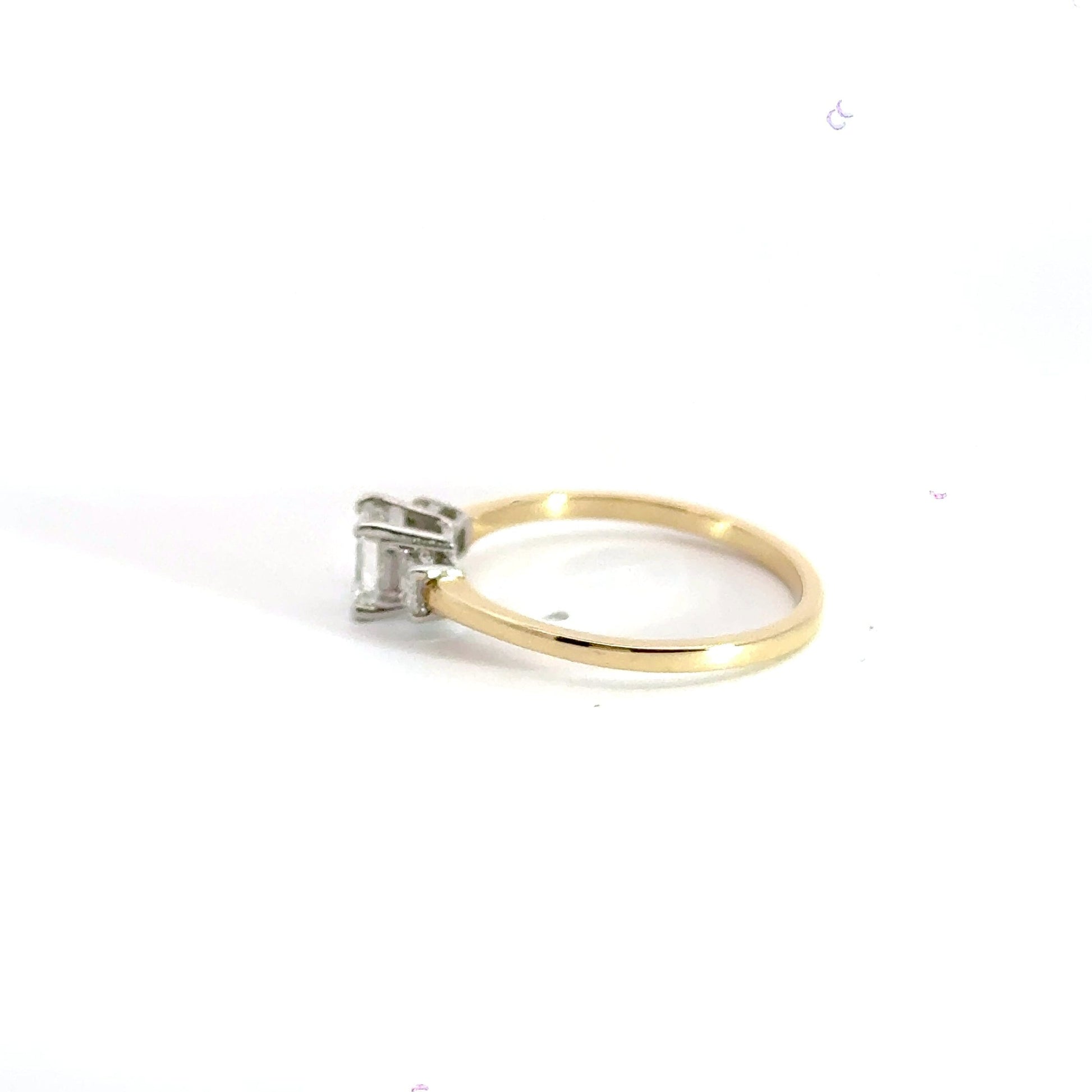 18CT Gold Trilogy Diamond Ring Aces Jewellers 