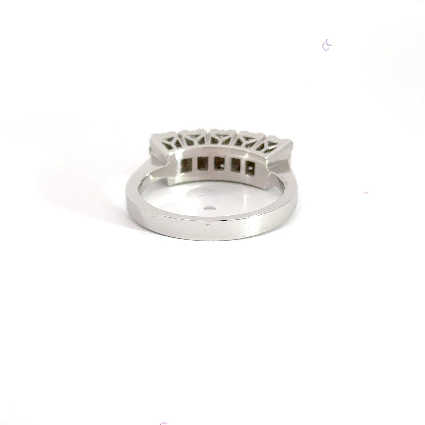 18CT White Gold Diamond Ring Halo Aces Jewellers 