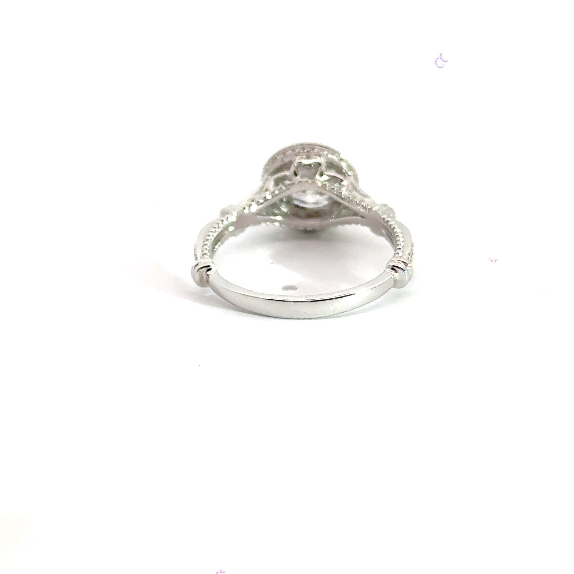 18CT White Gold Halo Diamond Ring Aces Jewellers 