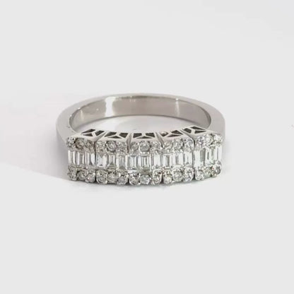 18CT White Gold Diamond Ring Halo