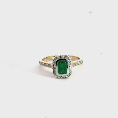 9CT Yellow Gold Emerald Diamond Ring Halo