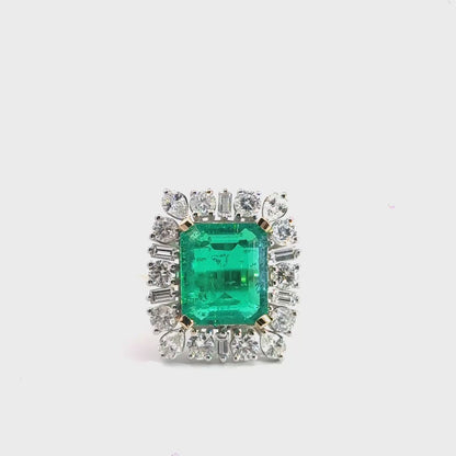 18CT Yellow Gold 5.86CT Emerald 4.25CT Diamond Cluster Ring